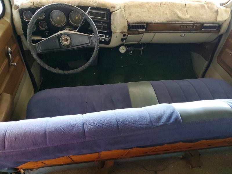 1973 CHEVROLET SUBURBAN