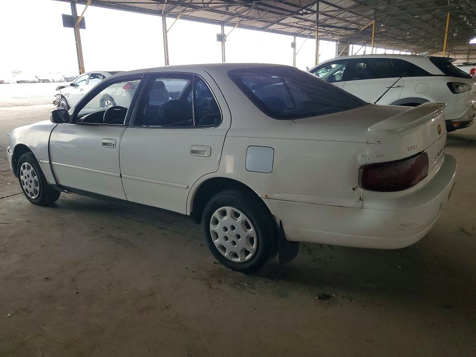 1996 TOYOTA CAMRY LE