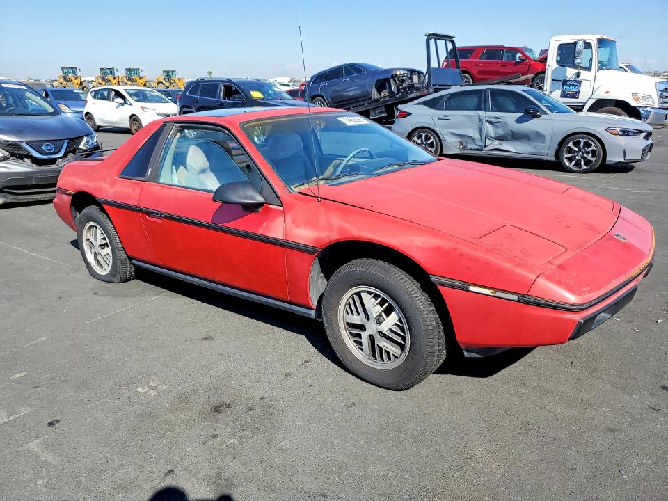 1984 PONTIAC FIERO SPORT